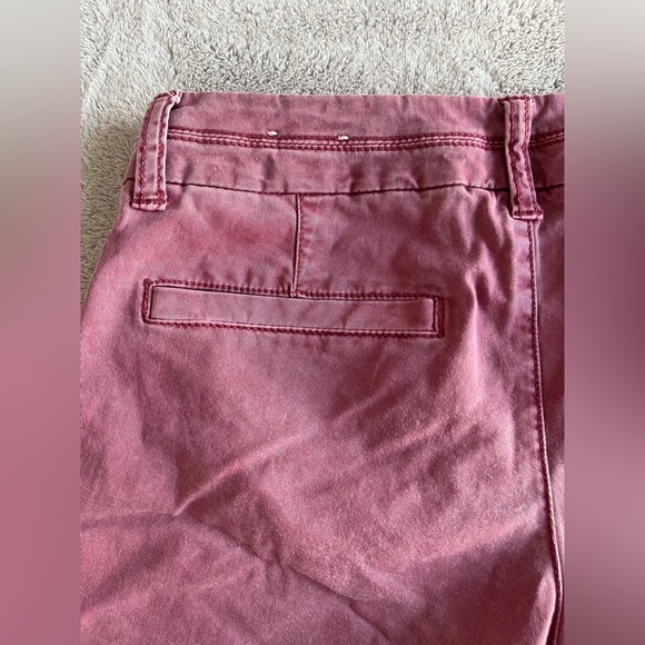 Red Stretch Midi American Eagle Outfitters Women’s Shorts - Picture 12 of 12